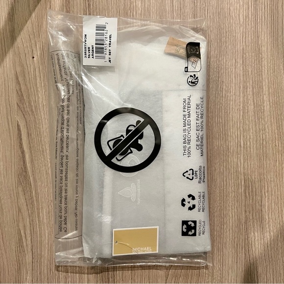 NWT $328 Michael Kors Jet Set Travel Large Studded Metallic Patchwork Wristlet - Picture 4 of 5